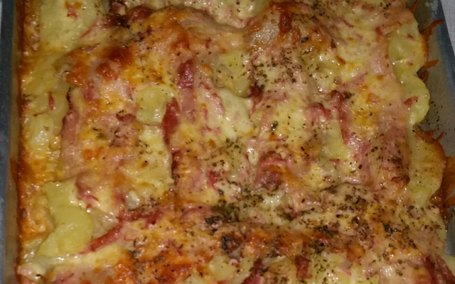 Batatas gratinadas com bacon