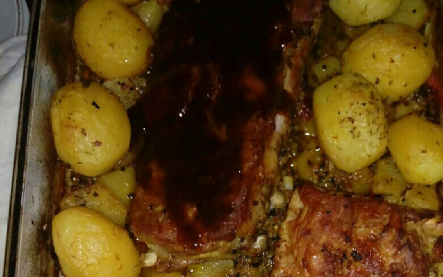 Costelinha de Porco com Molho Barbecue