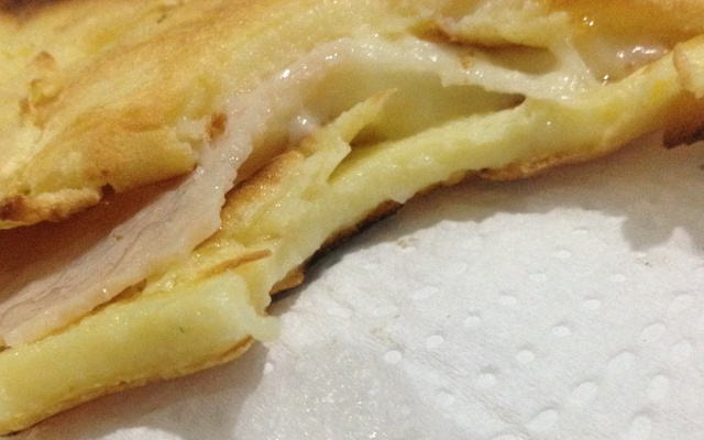 Pão de queijo de frigideira