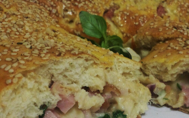 Pão de liquidificador recheado