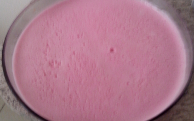 Sobremesa rápida de gelatina