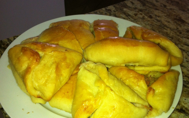 Massa para salgadinho (esfiha, enrolado de salsinha e presunto e queijo)