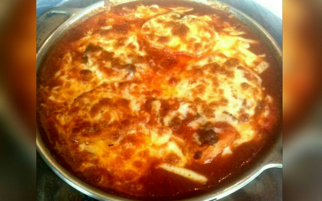 Rondele com massa de pastel