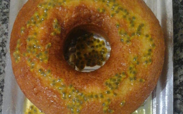 Bolo de maracujá fofinho