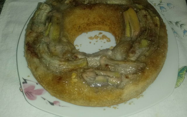 Bolo de banana cremoso sem glúten e sem lactose