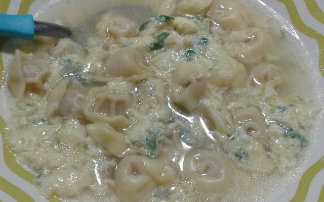 Sopa de capeletti da Ana