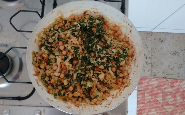 Refogado de legumes - couve, repolho, etc