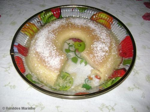 Pudim de pão no micro-ondas