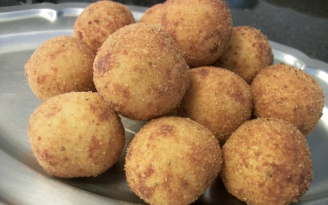 Bolinha de queijo