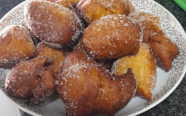 Bolinho de chuva de fubá 