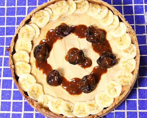 Torta de banana com ameixa e tofú sem açúcar