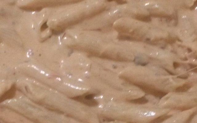 Penne ao molho de requeijão e bacon