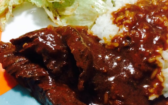 Pacu da fraldinha em falso molho madeira