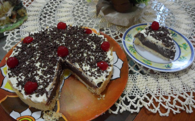 Torta de chocolate gelada