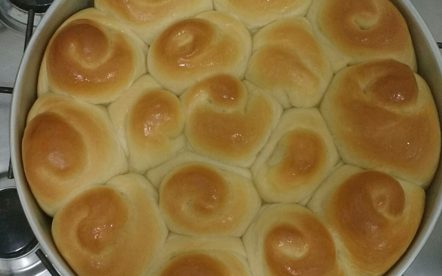 Pão caseiro super fácil