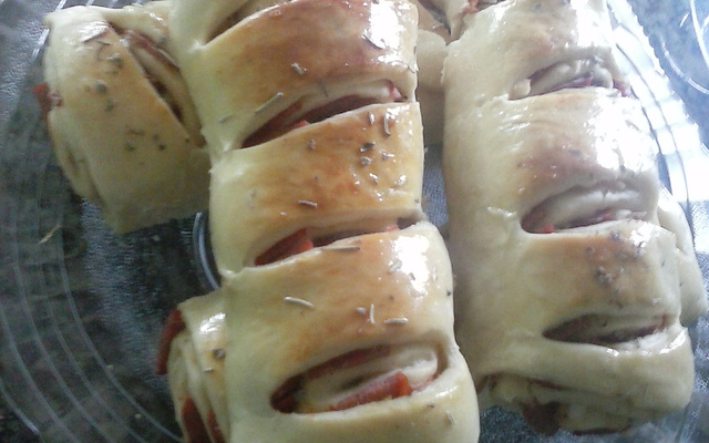 Pão recheado com salsicha