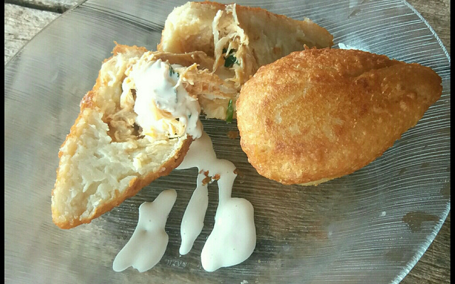 Coxinha fácil de frango