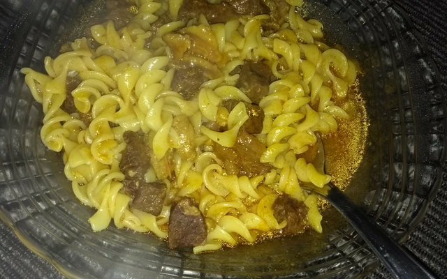 Sopa com carne seca da Elis