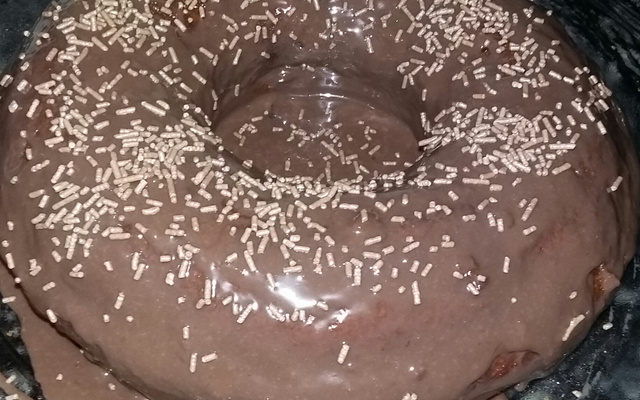 Bolo simples de chocolate