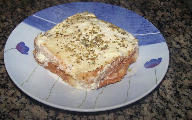 Sanduíche gratinado