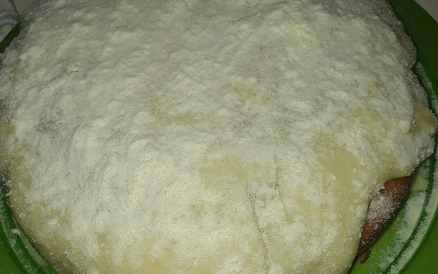 Bolo vulcão de leite ninho