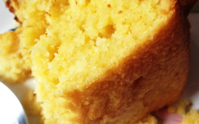 Bolo de milho cremoso - rápido e simples
