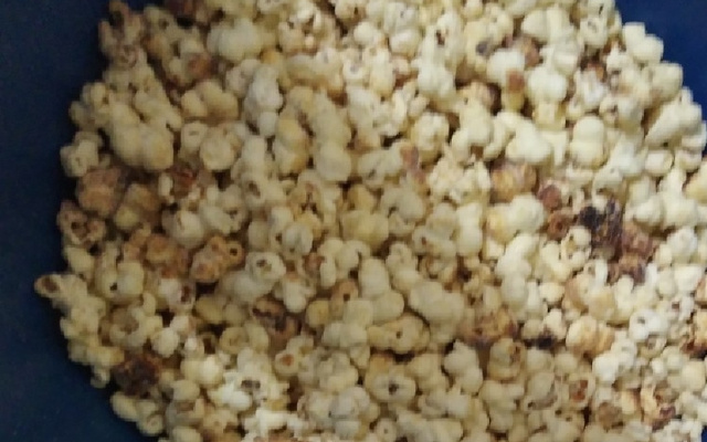 Pipoca doce com leite em pó