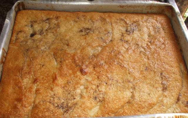 Torta de banana com farofa