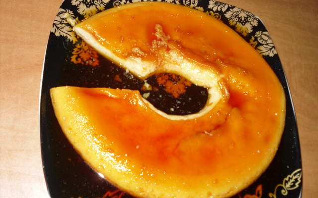 Pudim de leite condensado com coco