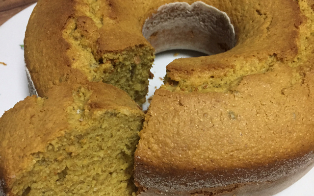 Bolo de fubá integral