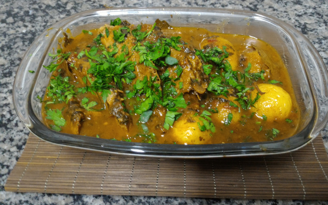 Lagarto com batatas na pressão ao molho de laranja