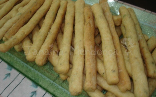 Palitinhos de parmesão e orégano