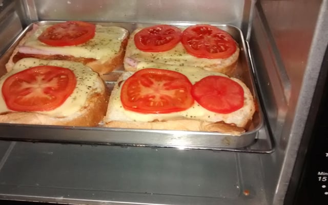 Pizza de pão de forma