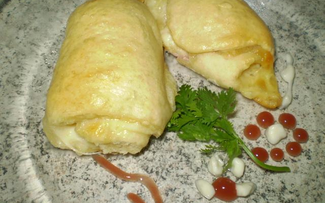 Enroladinhos de salsicha (assado)