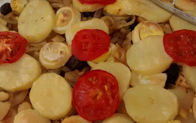 Assado de Bacalhau com Batatas