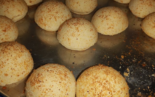 Pão de queijo rápido