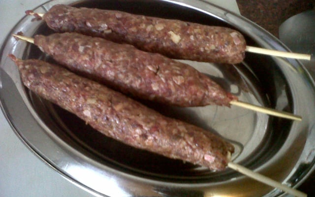 Receita de Kafta "moída no espeto"