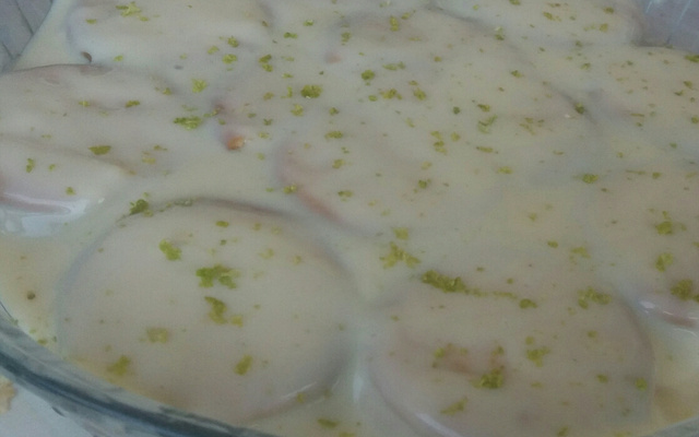 Torta de limão (simples, fácil, rápida e sem ir ao forno)