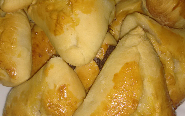 Esfiha de carne adaptada (receita turca)