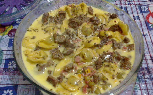 Capeletti ao molho 4 queijos