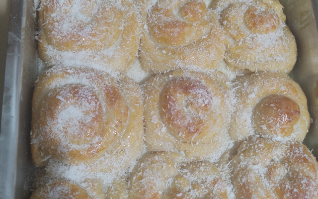 Pão 2 em 1 (rosca doce e pão)