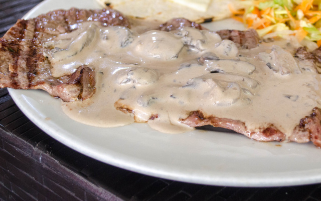 Filé mignon ao cream cheese