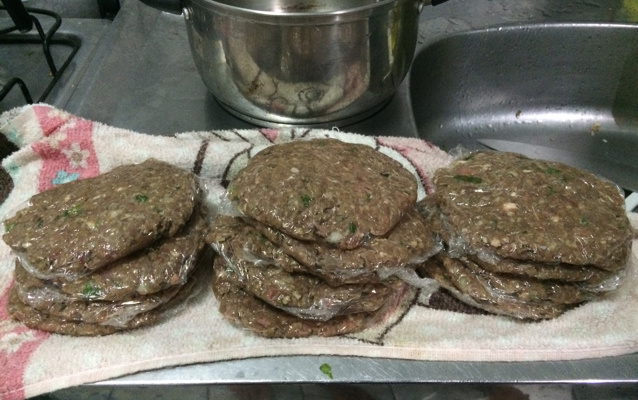 Carnes de hambúrguer da Nanda