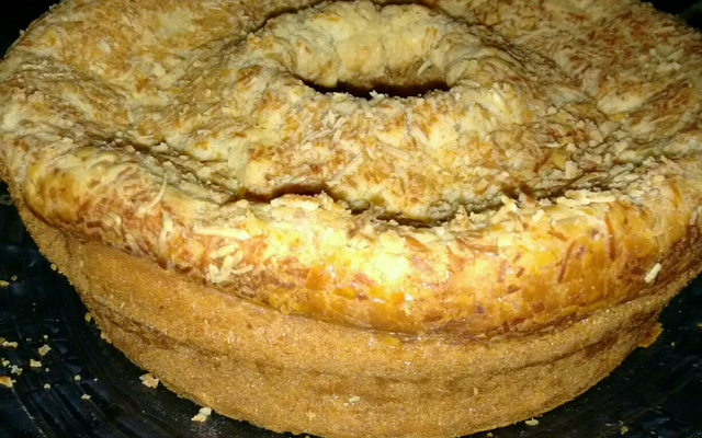 Pão de queijo de forma de pudim