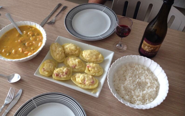 Camarão ao molho de manga e maracujá