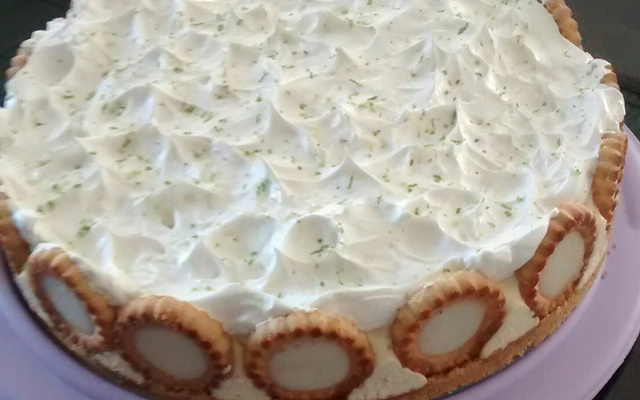 Torta de limão cremosa