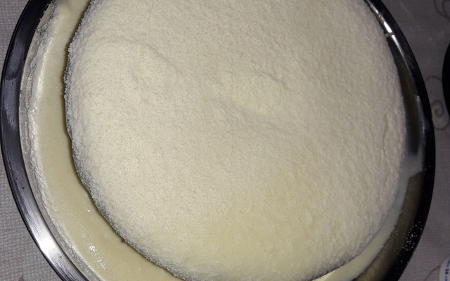 Bolo vulcão de leite ninho