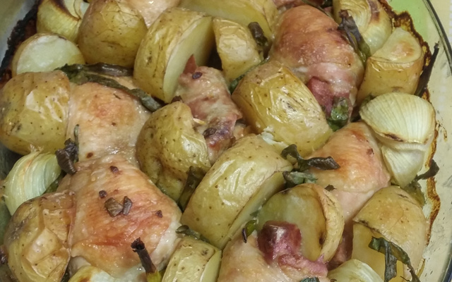 Sobrecoxa do Eric Menon