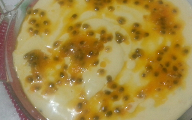 Mousse de maracujá rápido