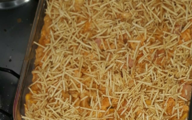 Macarrão de panela de pressão com frango